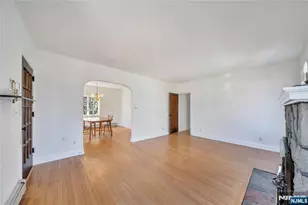 431 Van Renssalaer Ct, Ridgefield, NJ 07657 - Photo 5
