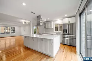 2479 8th St, Fort Lee, NJ 07024 - Photo 7