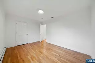 2479 8th St, Fort Lee, NJ 07024 - Photo 15