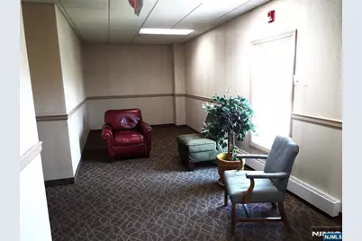 189 Forest Avenue 307 #307, Paramus, NJ 07652 - Photo 29