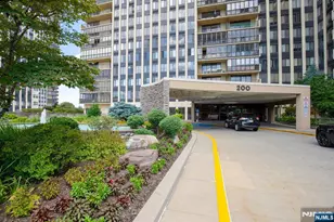 200 Winston Dr 401, Cliffside Park, NJ 07010 - Photo 3