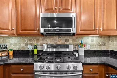 7400 River Road 401 #401, North Bergen, NJ 07047 - Photo 3