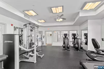 7400 River Road 401 #401, North Bergen, NJ 07047 - Photo 35