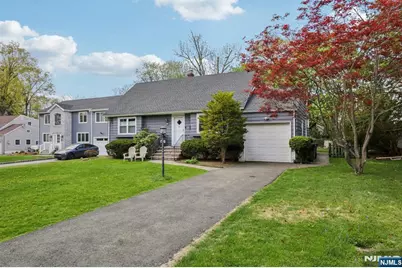 84 Belvidere Road, Glen Rock, NJ 07452 - Photo 3