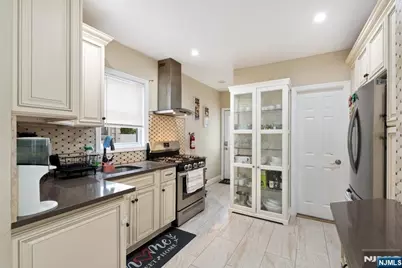 89 6th Street, Clifton, NJ 07011 - Photo 7