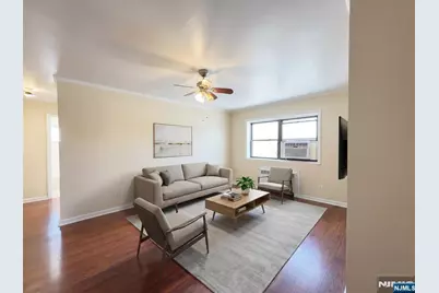 420 Fairview Avenue 1F #1F, Fort Lee, NJ 07024 - Photo 1