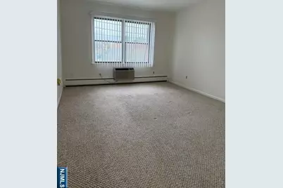 25 Market Street C5 #C5, Saddle Brook Township, NJ 07663 - Photo 5
