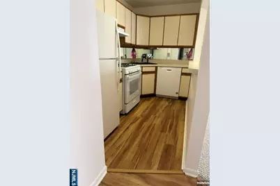 25 Market Street C5 #C5, Saddle Brook Township, NJ 07663 - Photo 7