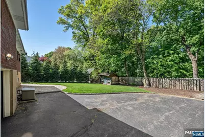 31 Stonefield Road, Glen Rock, NJ 07452 - Photo 25