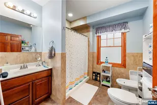 714 17th St, Union City, NJ 07087 - Photo 9