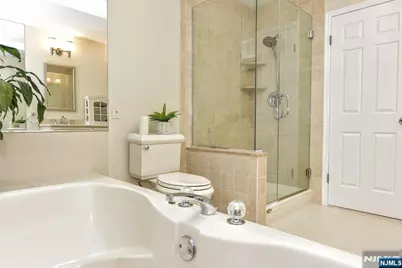 227 Westervelt Lane, Mahwah, NJ 07430 - Photo 23