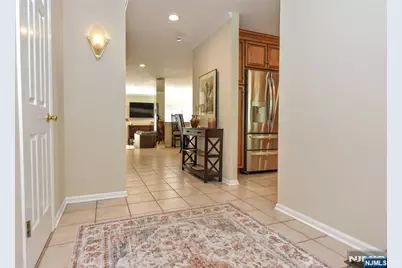 227 Westervelt Lane, Mahwah, NJ 07430 - Photo 9
