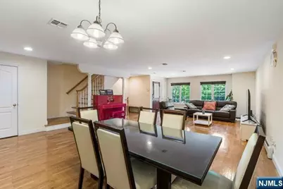 17 Skymark Court, Upper Saddle River, NJ 07458 - Photo 13