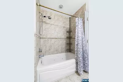 17 Skymark Court, Upper Saddle River, NJ 07458 - Photo 19