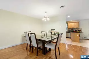 17 Skymark Ct, Upper Saddle River, NJ 07458 - Photo 7