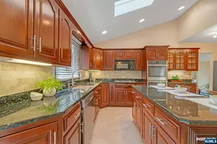 28 Pitcairn Ave, Ho Ho Kus, NJ 07423 - Photo 13