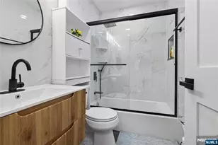 266 Elm Ave, Teaneck Township, NJ 07666 - Photo 17
