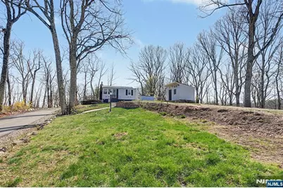 10 Berton Road, Boonton Township, NJ 07005 - Photo 13