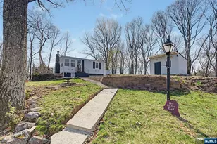 10 Berton Rd, Boonton Township, NJ 07005 - Photo 3