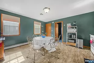 172 Chestnut St, Newark, NJ 07105 - Photo 15