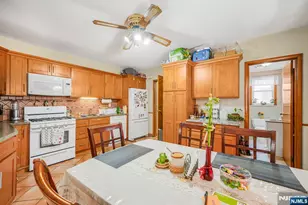172 Chestnut St, Newark, NJ 07105 - Photo 7