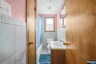 172 Chestnut St, Newark, NJ 07105 - Photo 21