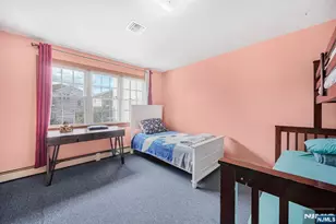 172 Chestnut St, Newark, NJ 07105 - Photo 19