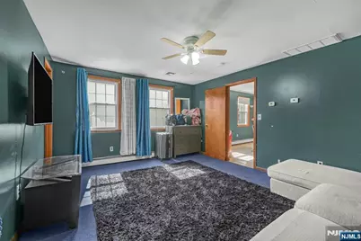 172 Chestnut Street, Newark, NJ 07105 - Photo 17