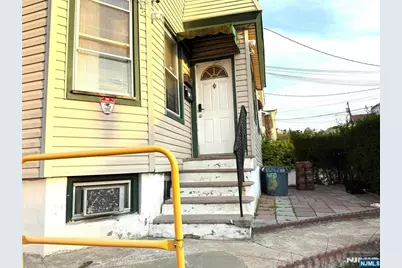 17 Quinn Street, Paterson, NJ 07501 - Photo 3