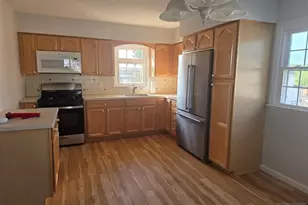 633 10th Street 2, Lyndhurst Township, NJ 07071 - Photo 3