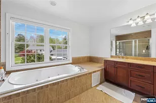 4 Leoson Pkwy, Old Tappan, NJ 07675 - Photo 31
