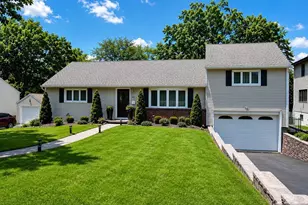 321 Maplewood Dr, Paramus, NJ 07652 - Photo 1