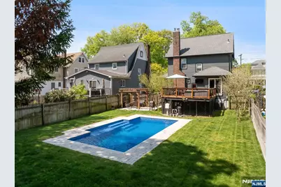 370 Demarest Avenue, Oradell, NJ 07649 - Photo 27
