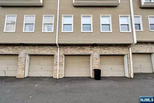 549 Windsor Dr 549, Palisades Park, NJ 07650 - Photo 27