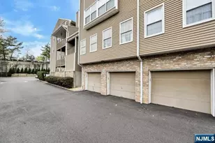 549 Windsor Dr 549, Palisades Park, NJ 07650 - Photo 25