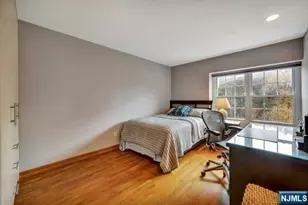 549 Windsor Dr 549, Palisades Park, NJ 07650 - Photo 19