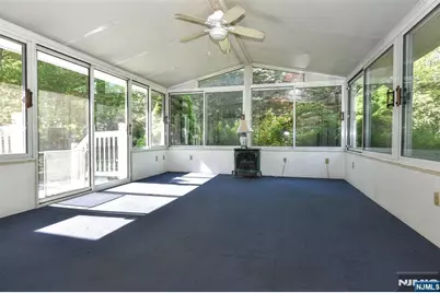 255 Park Avenue, Allendale, NJ 07401 - Photo 23