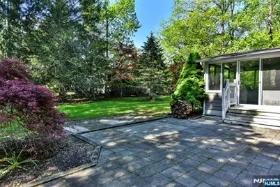 255 Park Avenue, Allendale, NJ 07401 - Photo 25