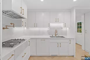 306 Hutchinson Rd, Englewood, NJ 07631 - Photo 7