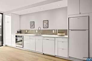 926 Hudson St, Hoboken, NJ 07030 - Photo 45