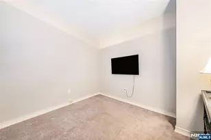 1360 Hamburg Turnpike 402, Wayne, NJ 07470 - Photo 23