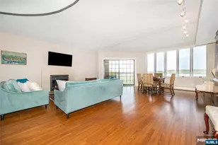 1360 Hamburg Turnpike 402, Wayne, NJ 07470 - Photo 7