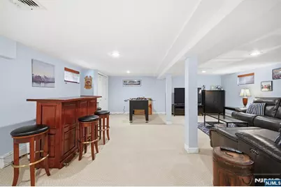 118 Manito Avenue, Oakland, NJ 07430 - Photo 35