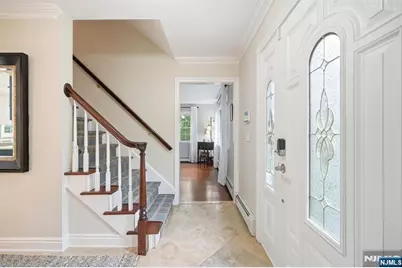 118 Manito Avenue, Oakland, NJ 07430 - Photo 5
