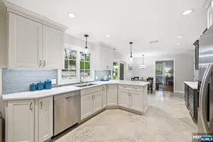 118 Manito Ave, Oakland, NJ 07430 - Photo 15