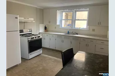131-133 Delancy Street, Newark, NJ 07105 - Photo 7