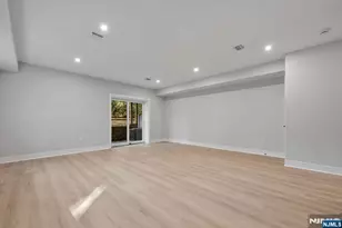 2447 Camner St, Fort Lee, NJ 07024 - Photo 41