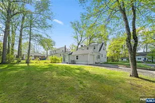 267 Hickory Ave, Tenafly, NJ 07670 - Photo 25