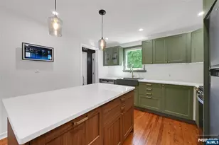 2-05 33rd St, Fair Lawn, NJ 07410 - Photo 9