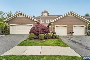 224 Westervelt Ln, Mahwah, NJ 07430 - Photo 3